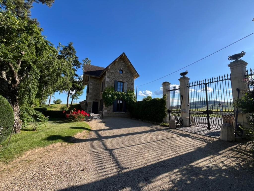 Chateau De Briante Saint-Lager Exteriör bild